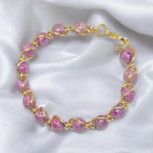 Beautiful Pink And Gold Bracelet 6 1/2in